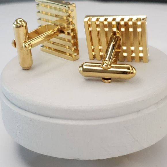 SENATOR Gold Cufflinks - Picture 7 of 12